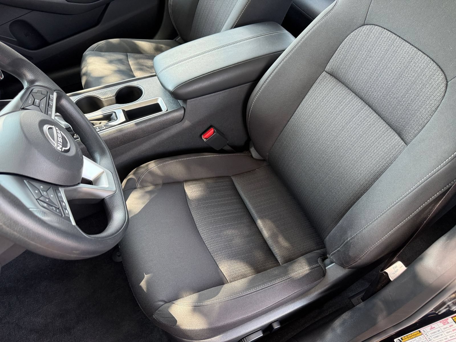 Used 2026 Nissan Altima 2.5 SV FWD image 31