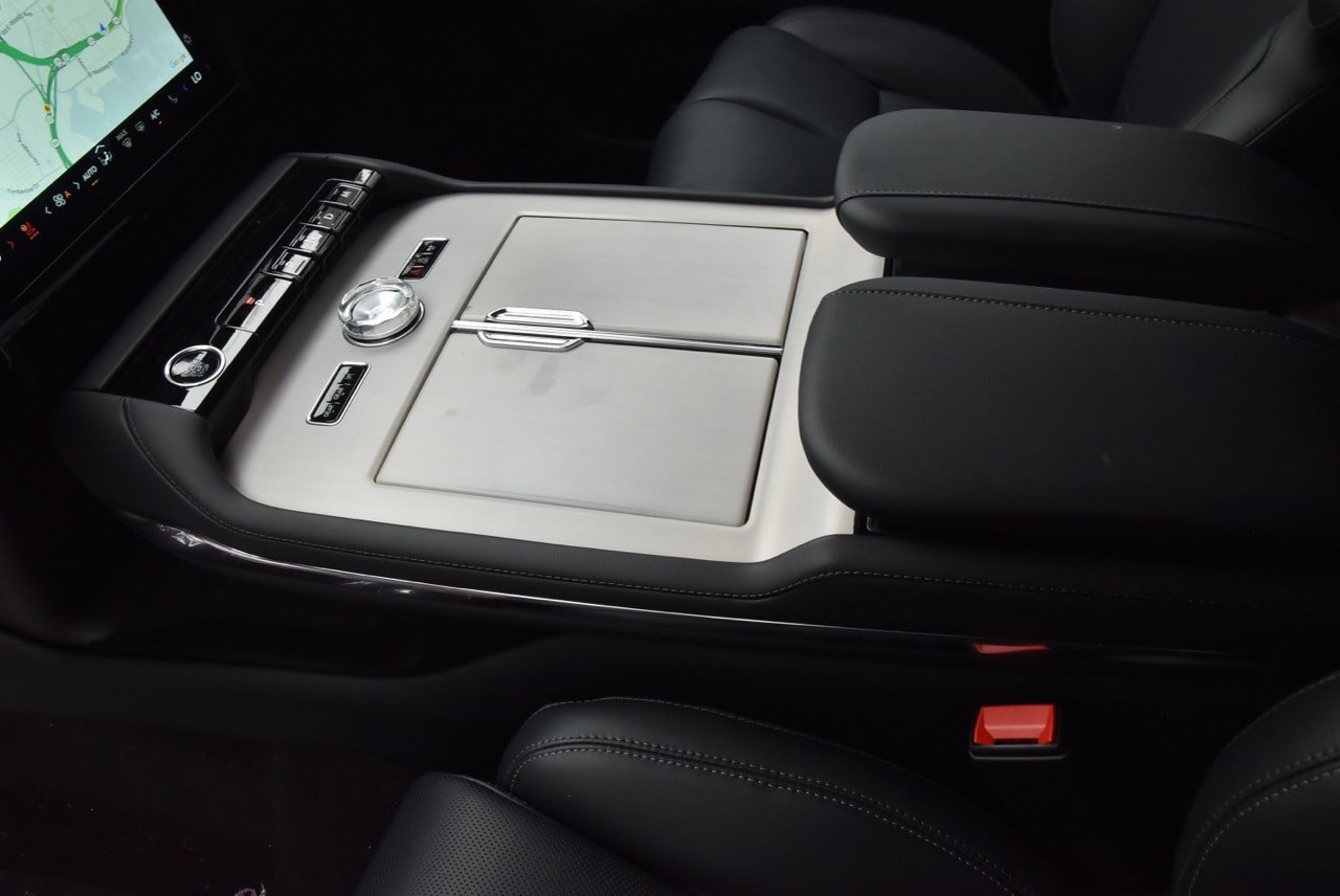 New 2025 Lincoln Navigator Reserve w/ Jet Appearance Package image 41