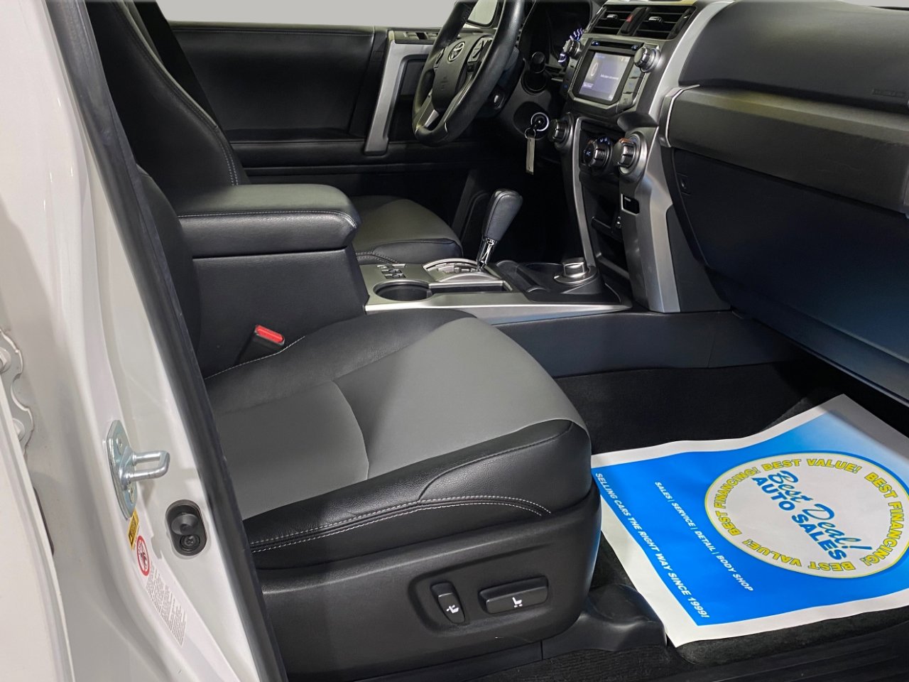 Used 2015 Toyota 4Runner SR5 Premium image 31