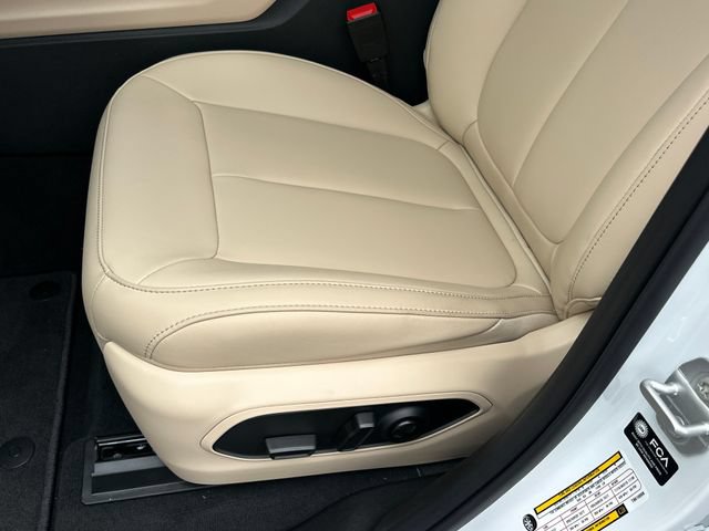 New 2026 Jeep Grand Cherokee L Limited AWD/4WD image 10