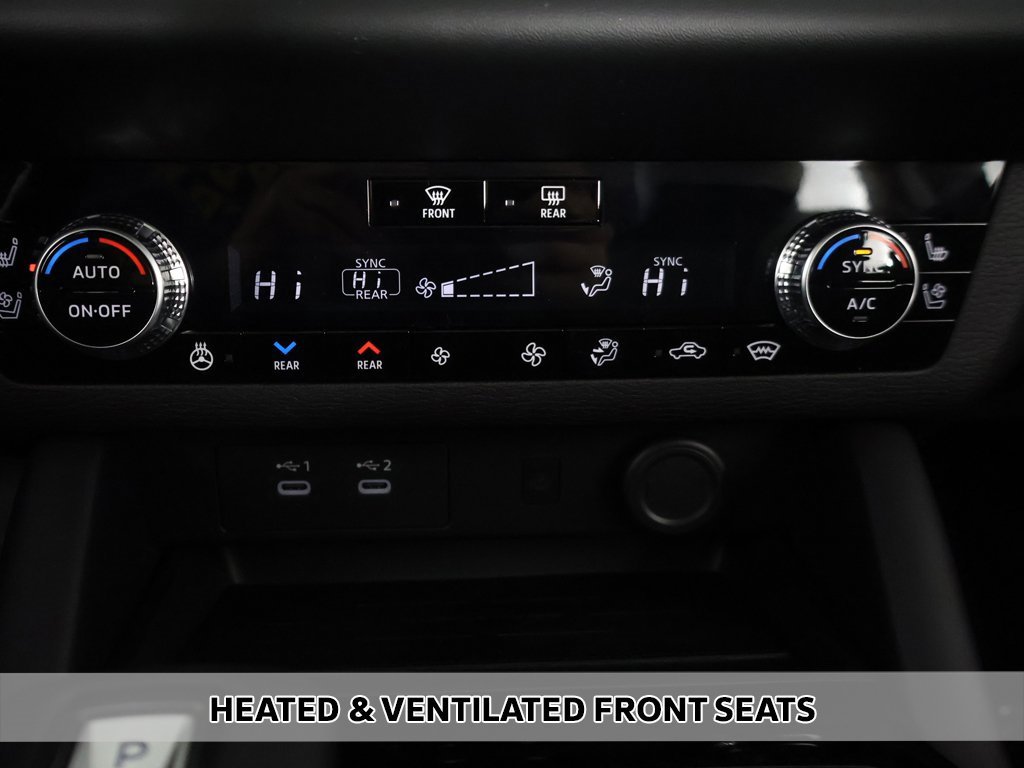 New 2026 Mitsubishi Outlander SEL image 9