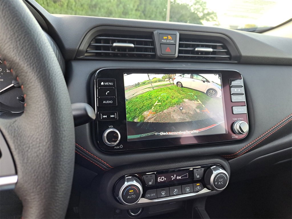 New 2025 Nissan Versa SR w/ Trunk Package image 10