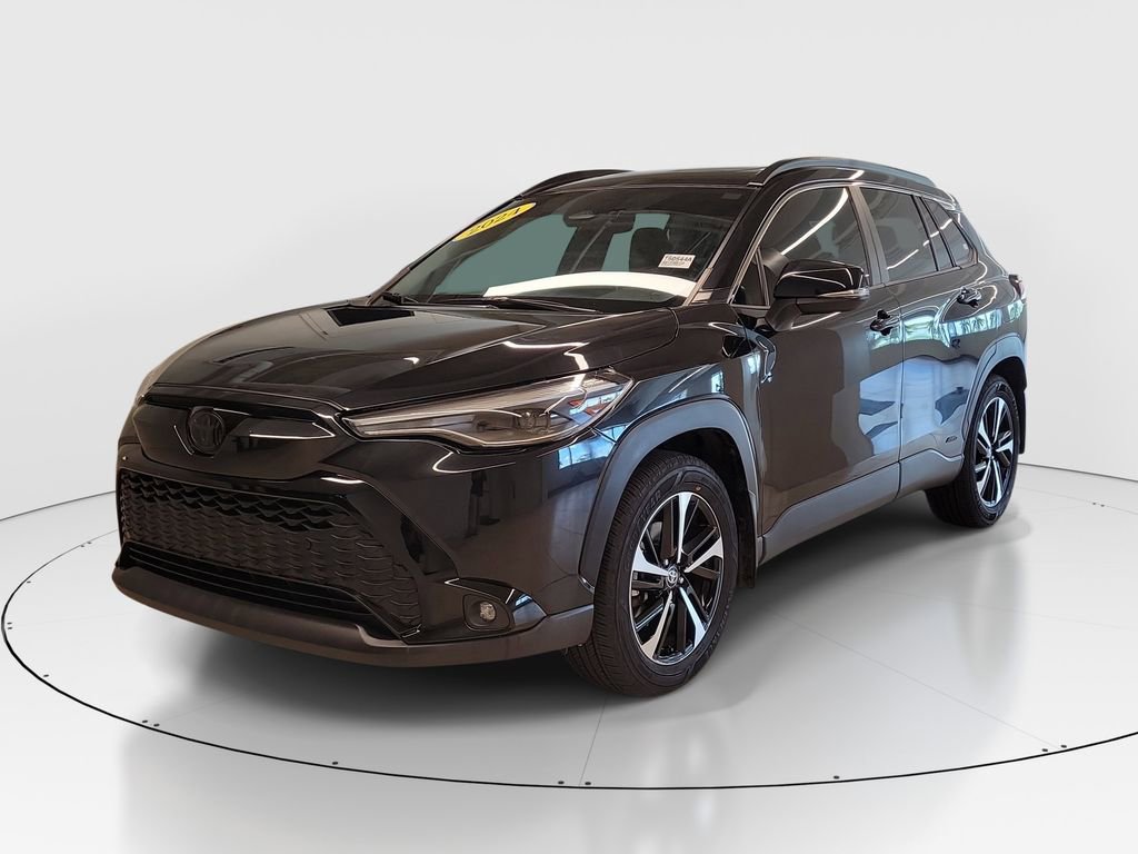 Used 2024 Toyota Corolla Cross XSE w/ Convenience Package AWD/4WD image 3