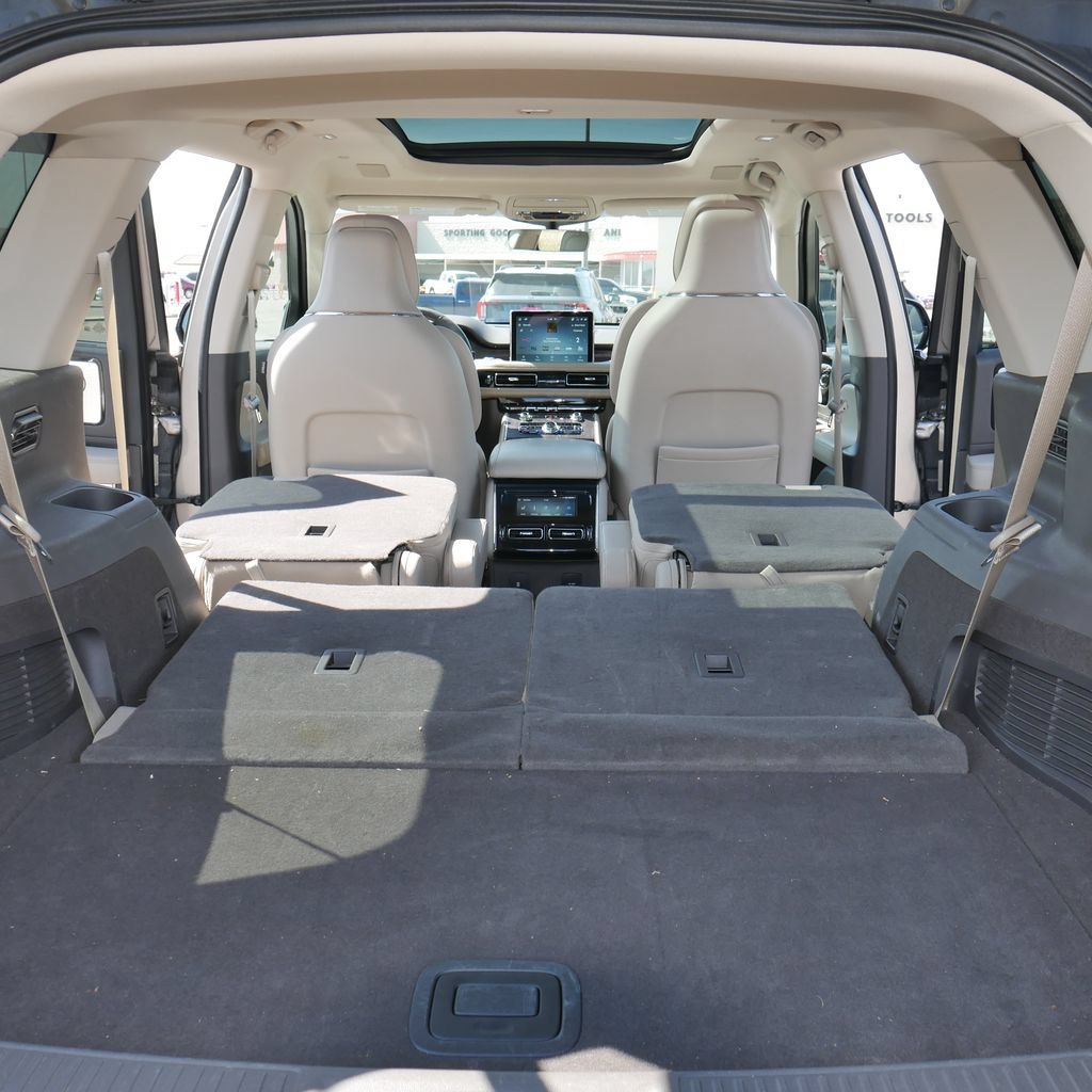 Used 2021 Lincoln Aviator Reserve w/ Equipment Group 202A AWD/4WD image 23