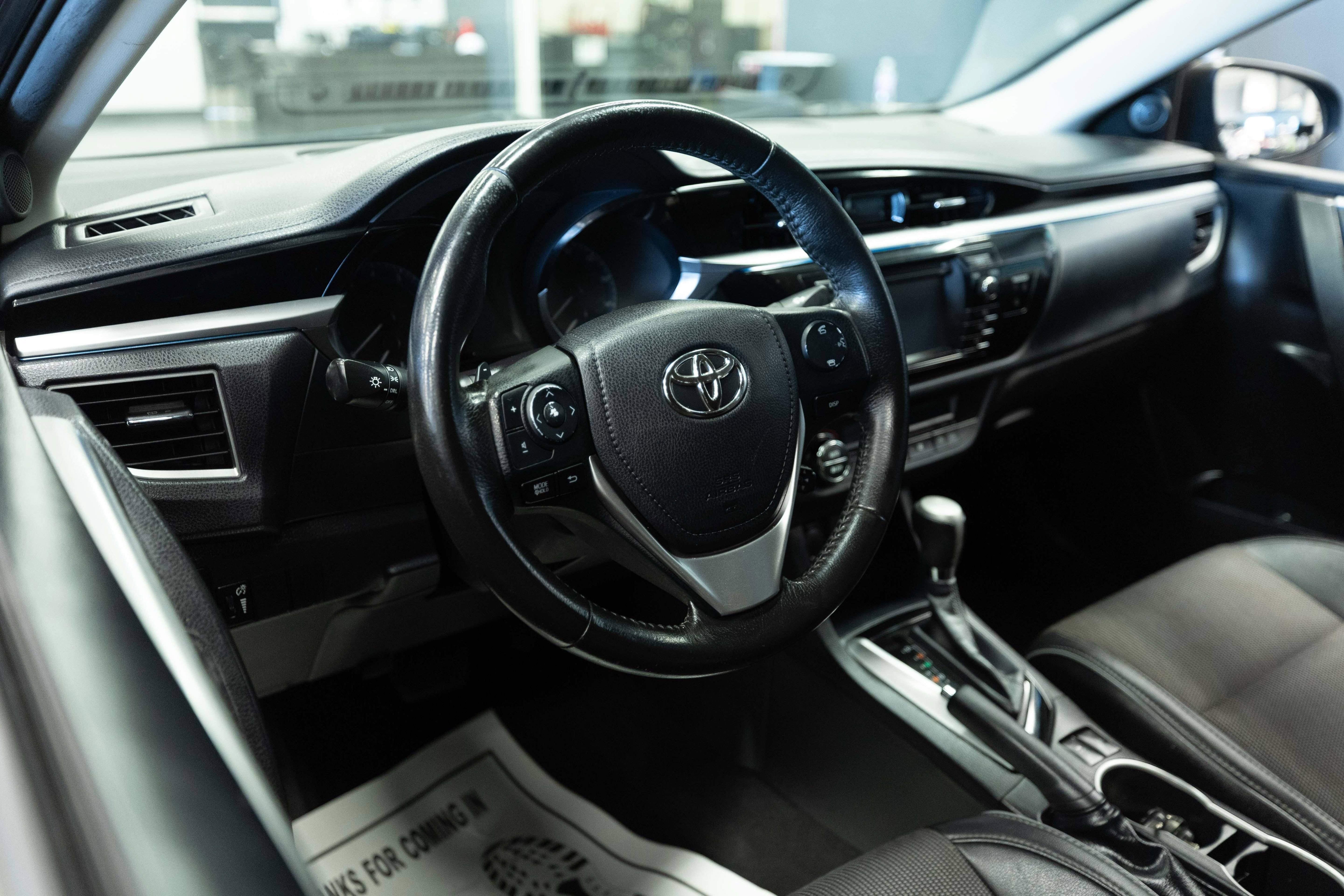 Used 2016 Toyota Corolla S w/ Body Protection Package #1 FWD image 10