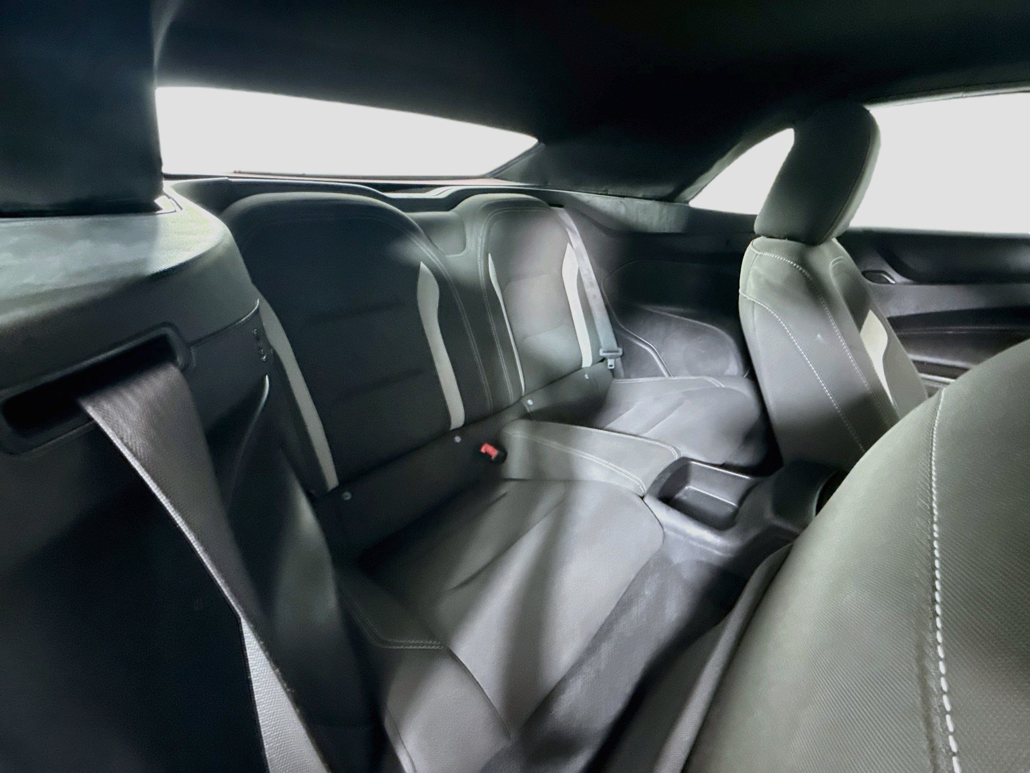 Used 2019 Chevrolet Camaro LT RWD image 26