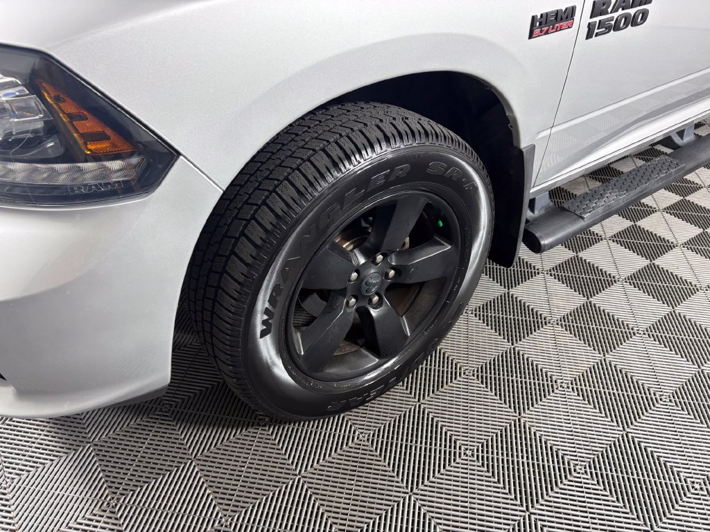 Used 2017 RAM 1500 Sport w/ Convenience Group AWD/4WD image 9