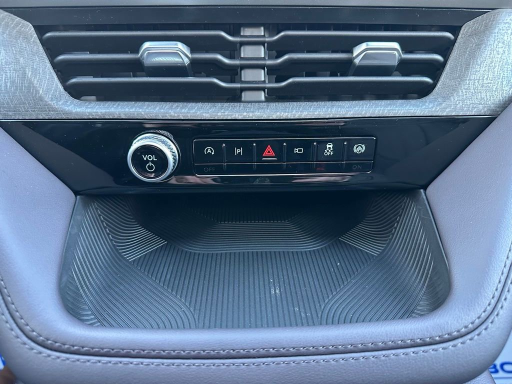 New 2026 Ford Explorer Platinum w/ LUX Leather Package image 23