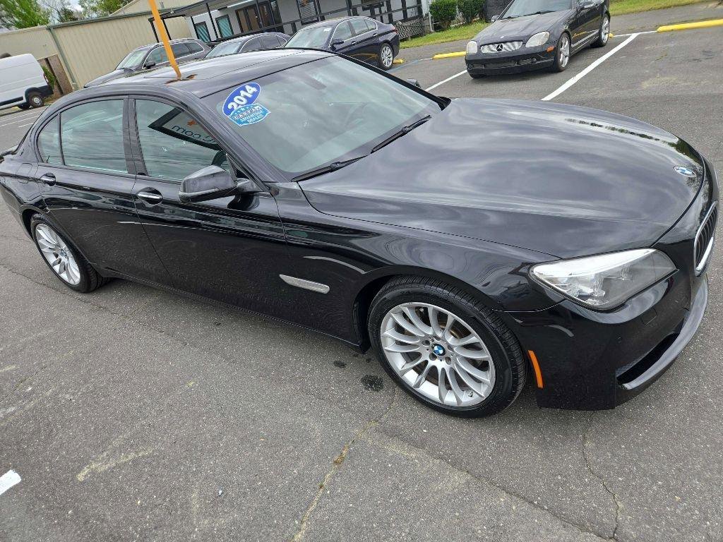 Used 2014 BMW 740Li image 5