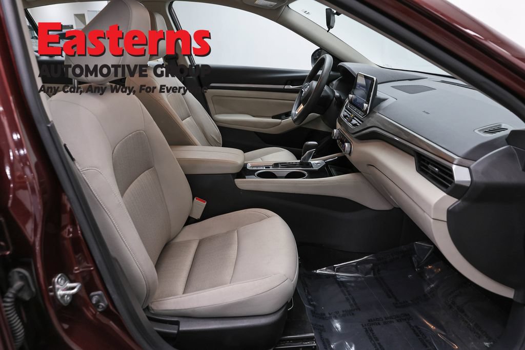 Used 2023 Nissan Altima 2.5 SV AWD/4WD image 24