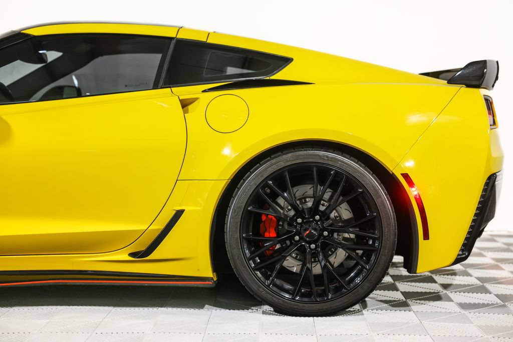 Used 2016 Chevrolet Corvette Z06 w/ 3LZ Preferred Equipment Group RWD image 25