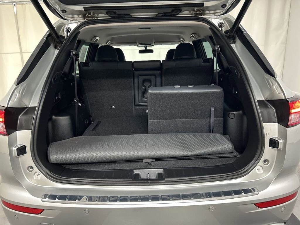 Used 2023 Mitsubishi Outlander SE AWD/4WD image 23