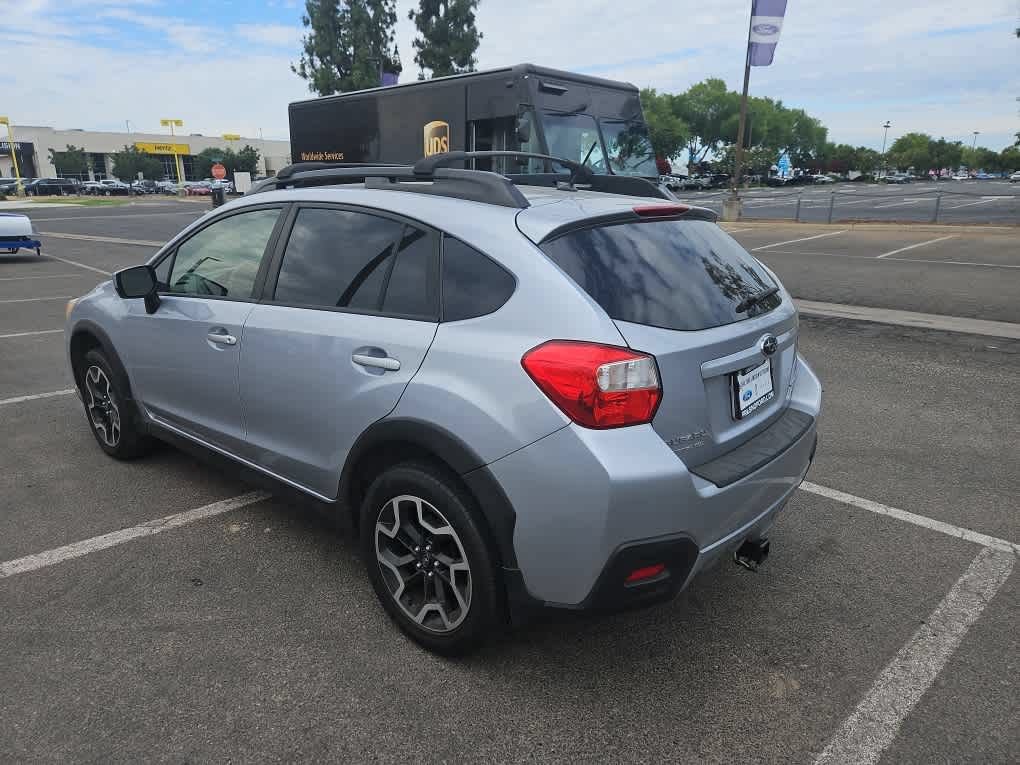 Used 2016 Subaru Crosstrek 2.0i Premium w/ Moonroof Package AWD/4WD image 5