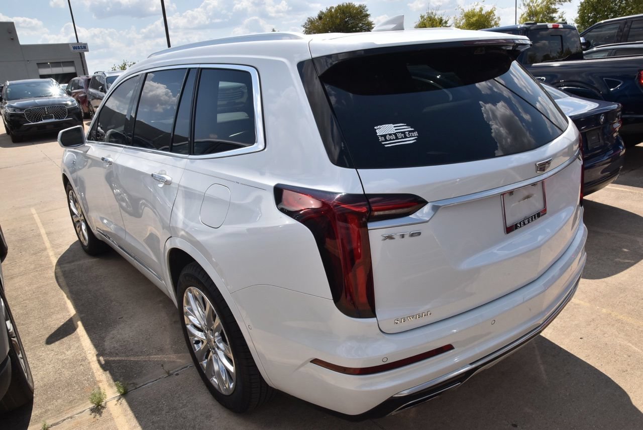 Used 2020 Cadillac XT6 Premium Luxury FWD image 6
