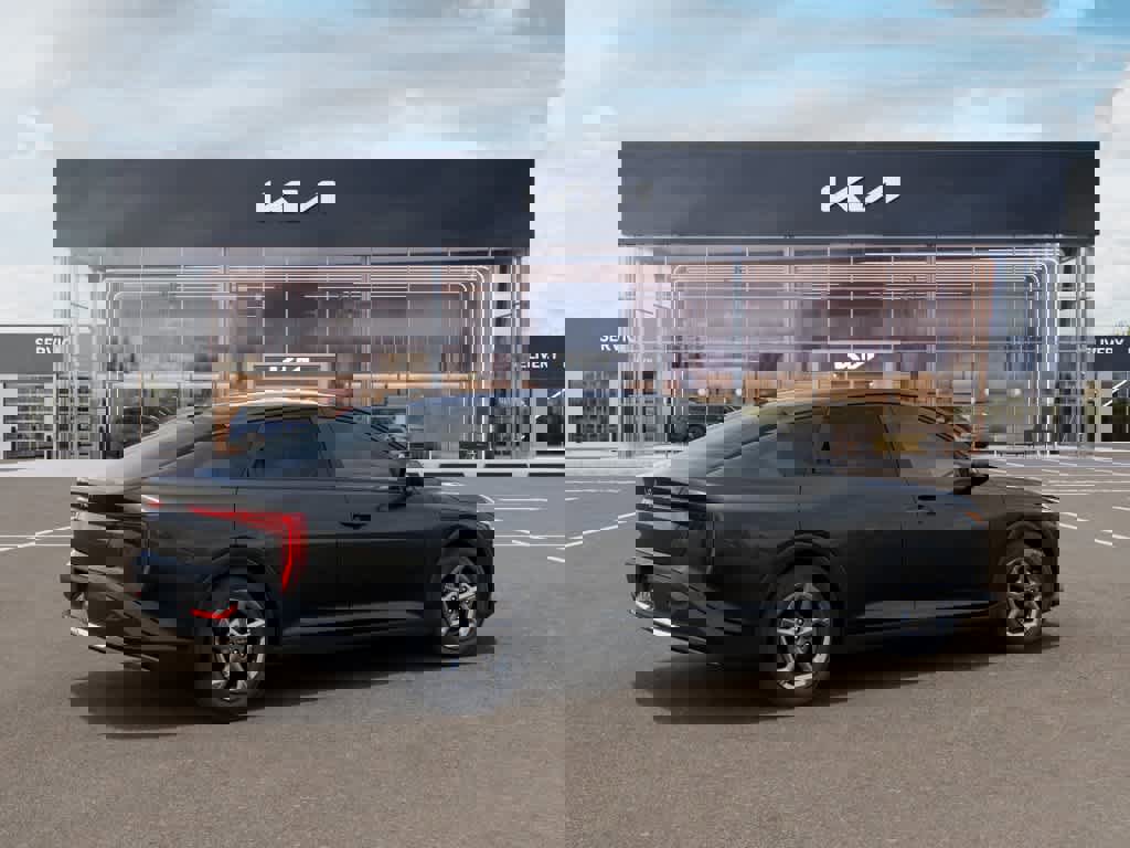 New 2026 Kia K4 LXS image 6