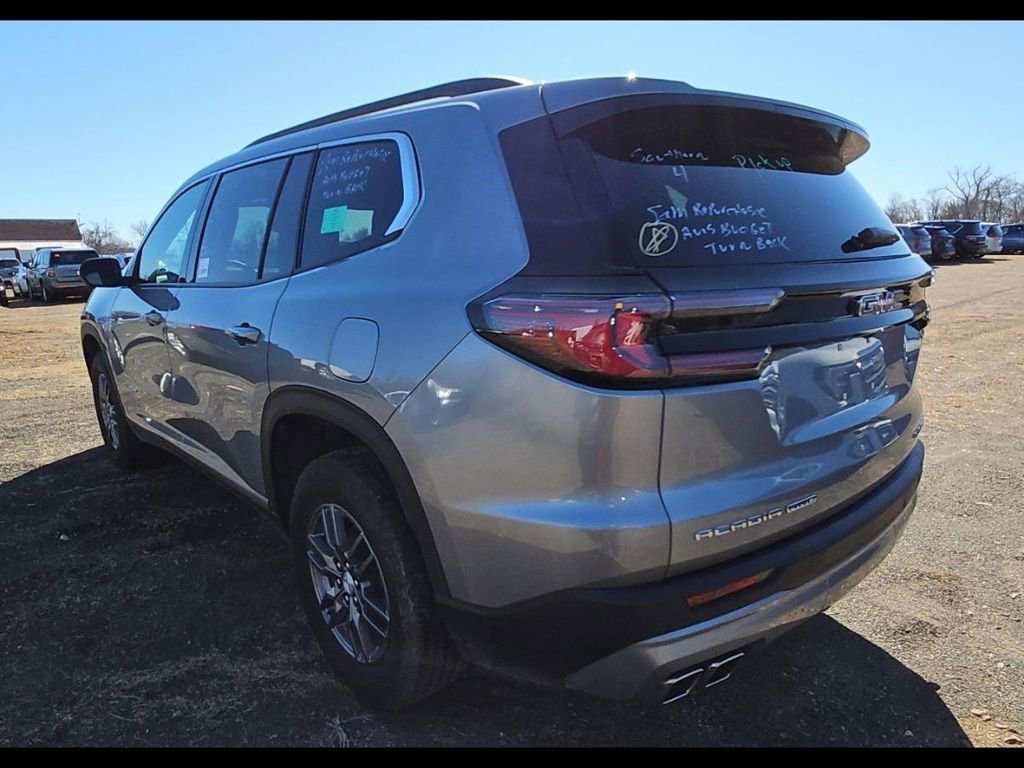 Used 2025 GMC Acadia Elevation image 2