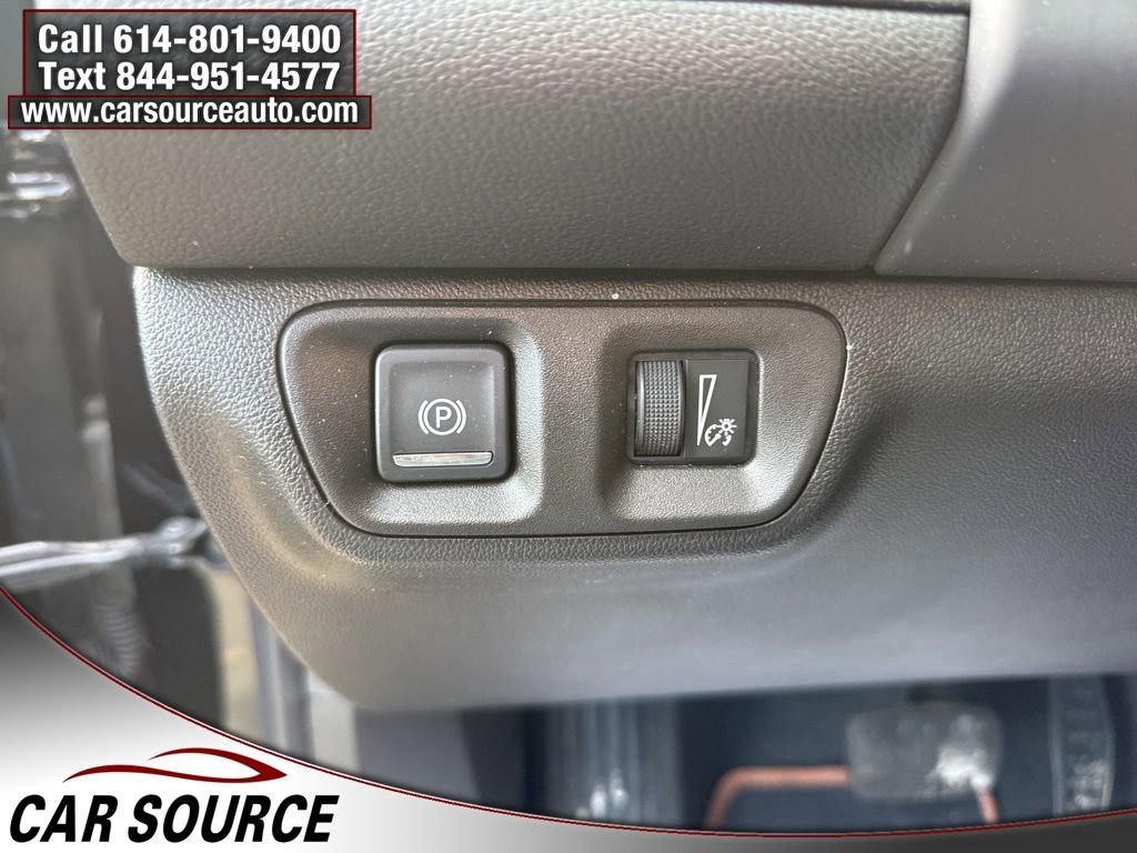 Used 2023 GMC Acadia AT4 w/ Trailering Package image 18