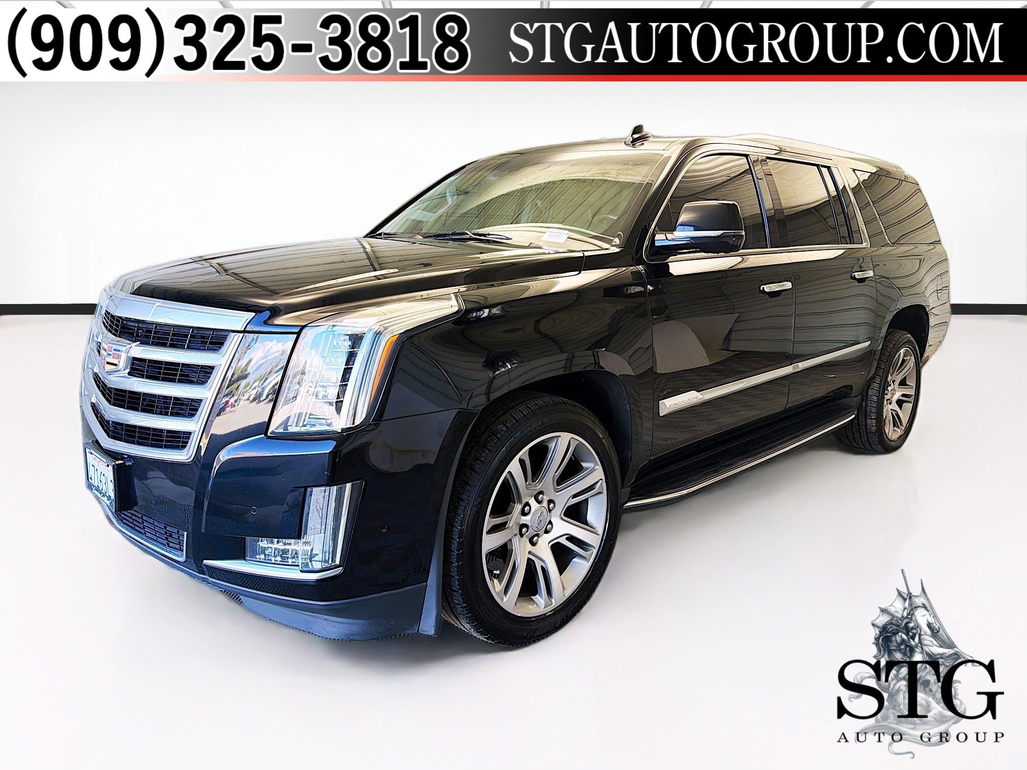 Used 2019 Cadillac Escalade ESV Luxury image 1