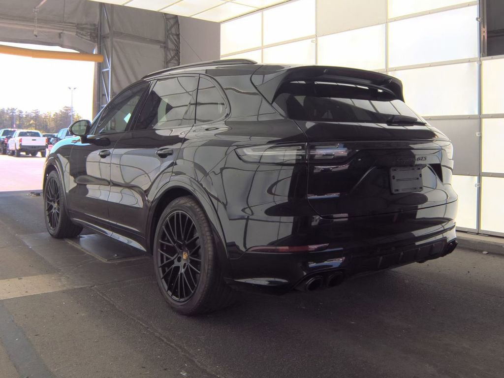 Used 2021 Porsche Cayenne GTS AWD/4WD image 6