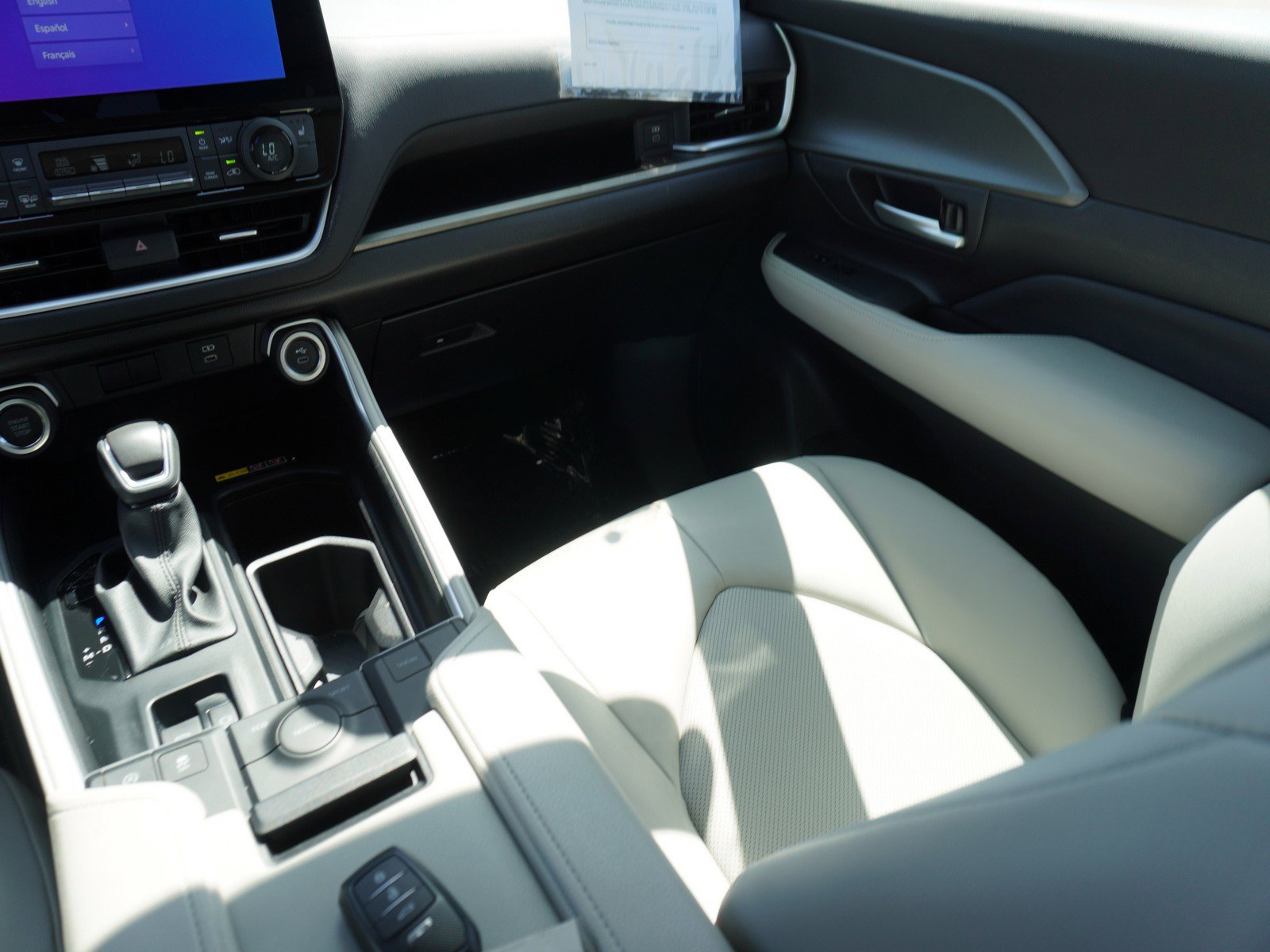 Used 2025 Toyota Grand Highlander FWD image 20