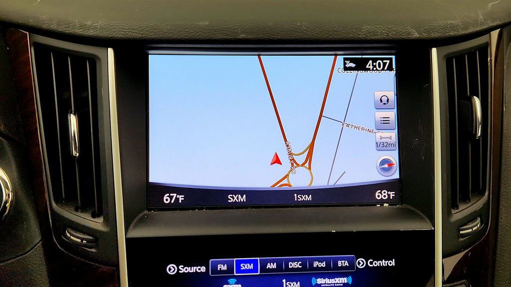 Used 2019 INFINITI Q50 Luxe w/ Essential Package (3.0T Luxe) AWD/4WD image 19