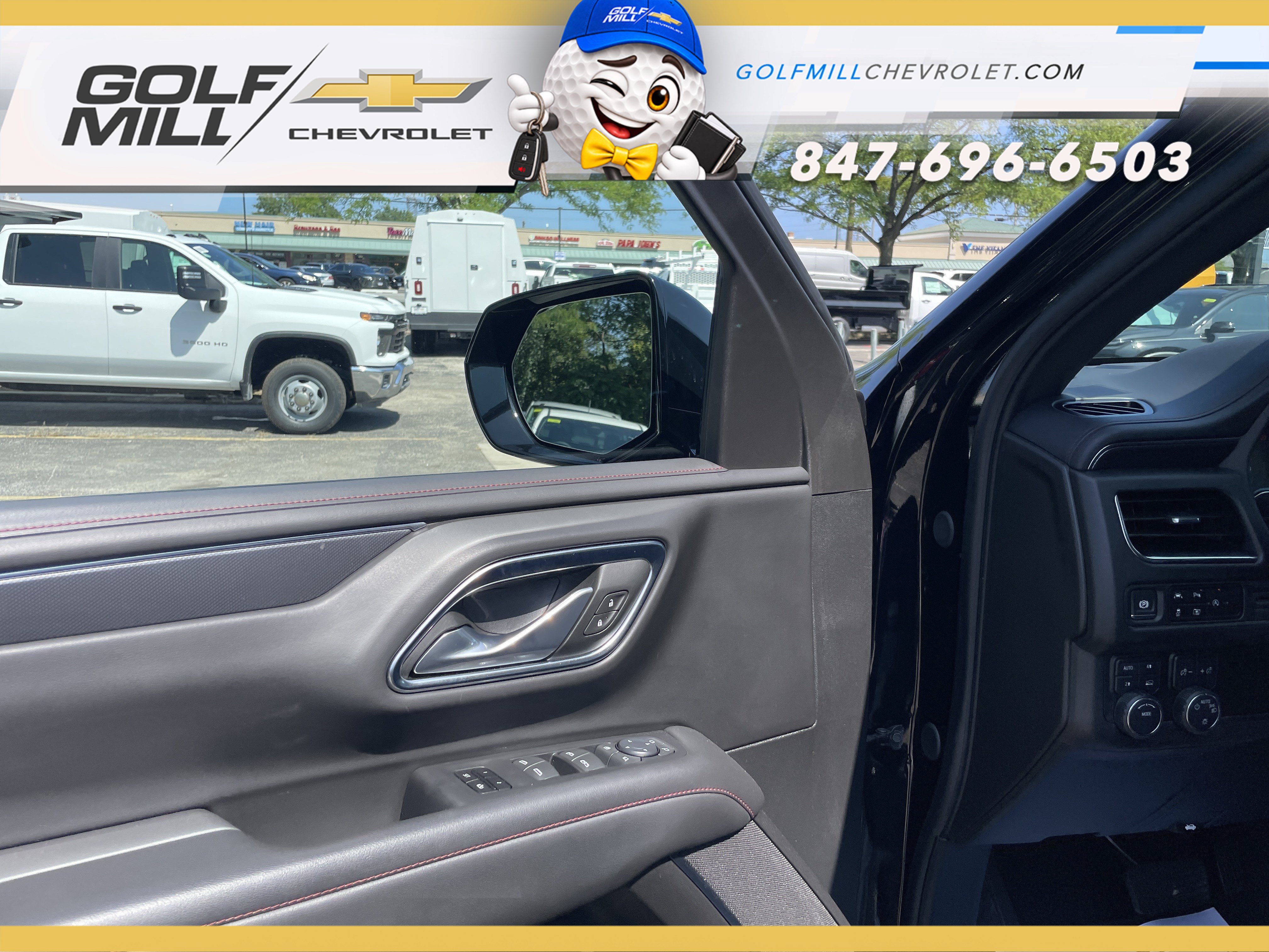 Used 2024 Chevrolet Suburban RST w/ Luxury Package AWD/4WD image 14