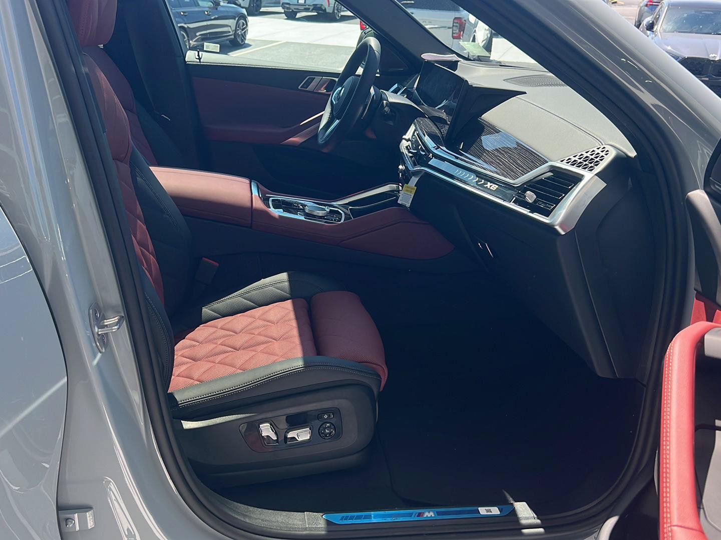 New 2027 BMW X6 xDrive40i AWD/4WD image 14