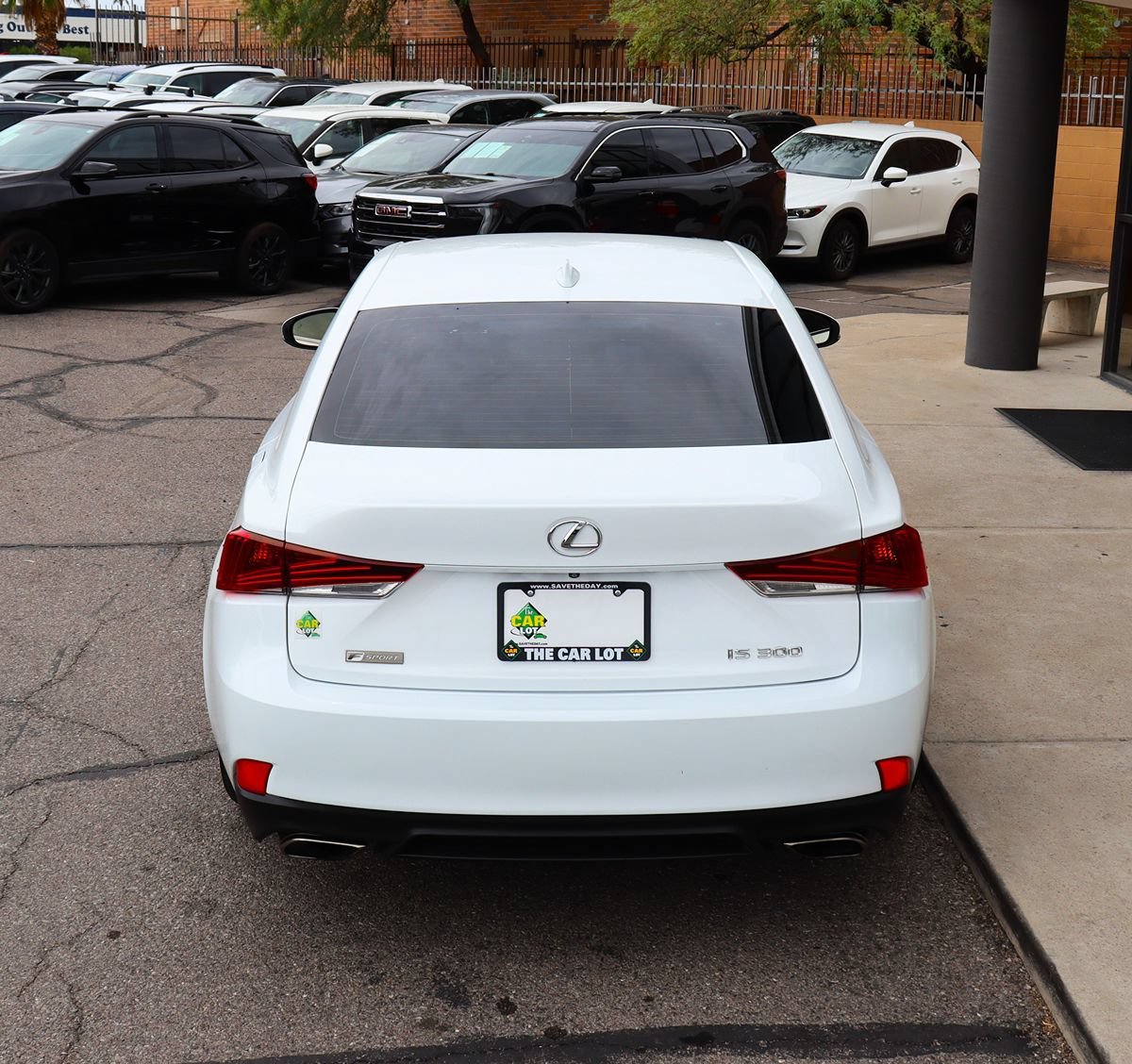 Used 2018 Lexus IS 300 F Sport w/ F Sport Package RWD image 10