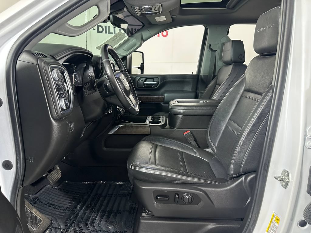 Used 2021 GMC Sierra 3500 Denali w/ Denali Ultimate Package AWD/4WD image 13