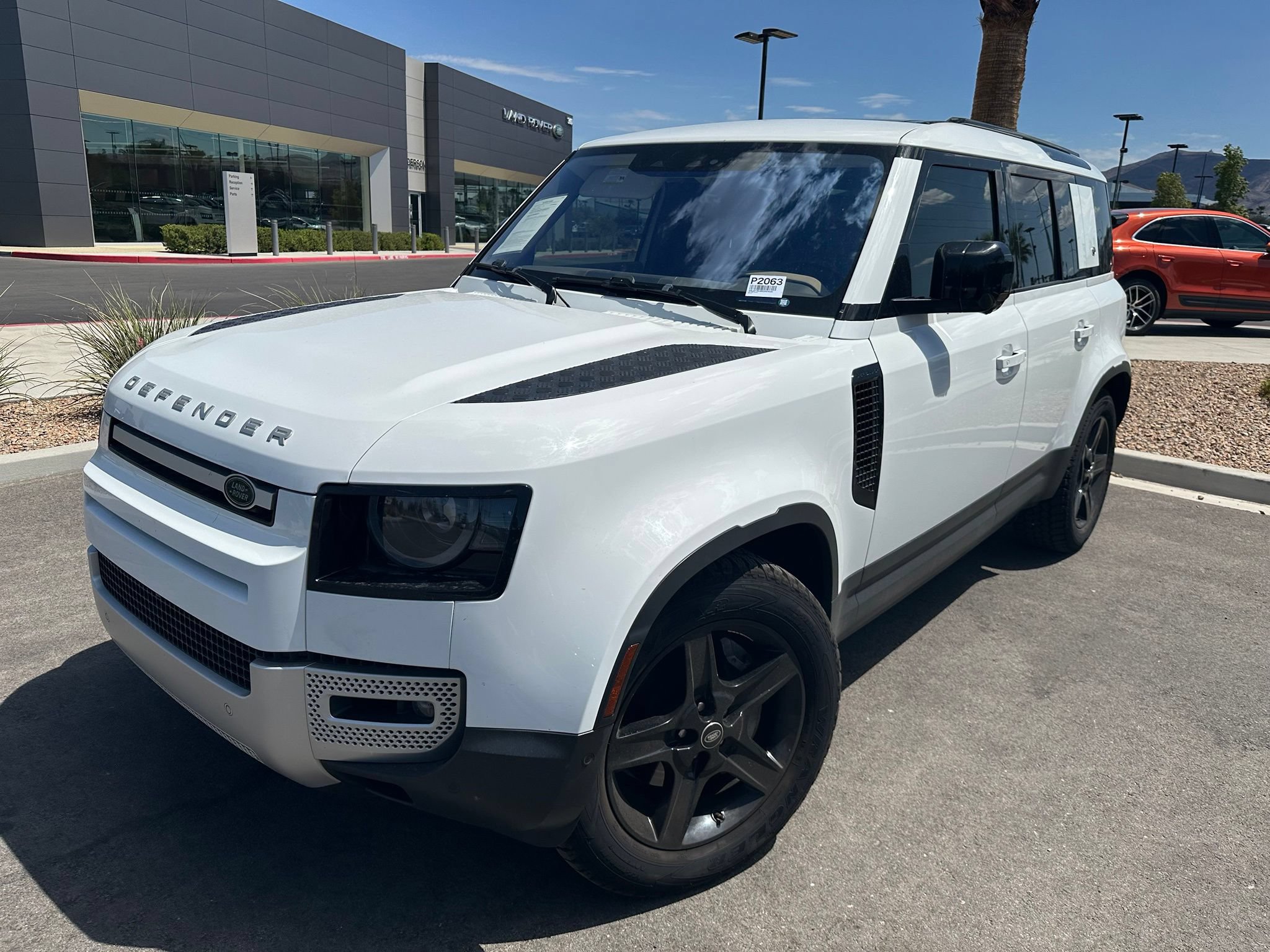 Used 2021 Land Rover Defender 110 SE AWD/4WD image 1
