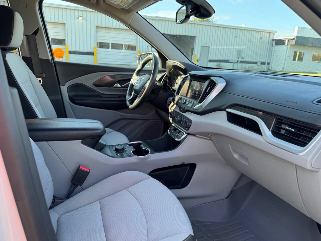 Used 2022 GMC Terrain SLE w/ Driver Convenience Package FWD image 14