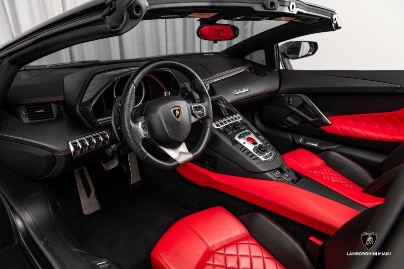 Used 2016 Lamborghini Aventador LP 700-4 image 55