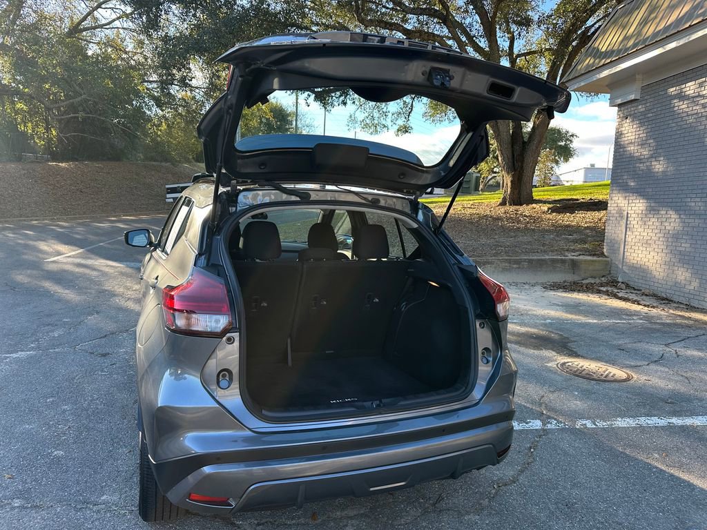 Used 2024 Nissan Kicks SR image 39