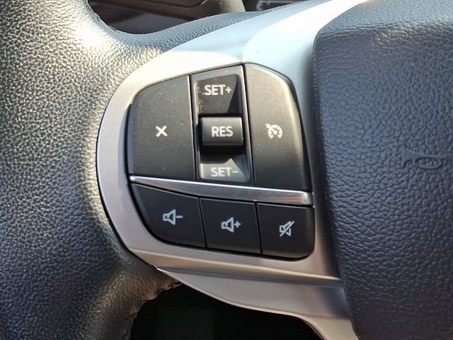 Used 2023 Ford Explorer XLT AWD/4WD image 20
