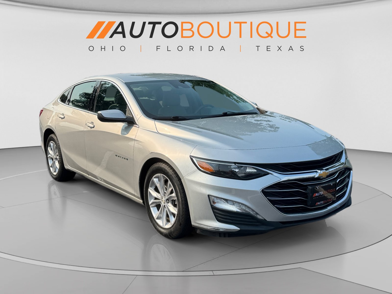 Used 2019 Chevrolet Malibu LT w/ Driver Confidence Package II FWD image 5