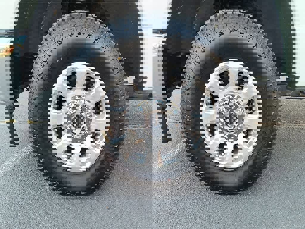 Used 2023 Ford F350 XLT image 10