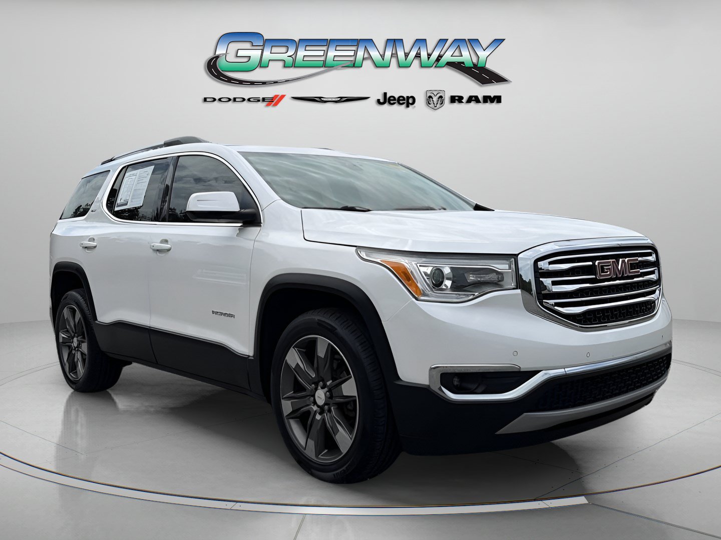 Used 2019 GMC Acadia SLT w/ LPO, Floor Liner Package