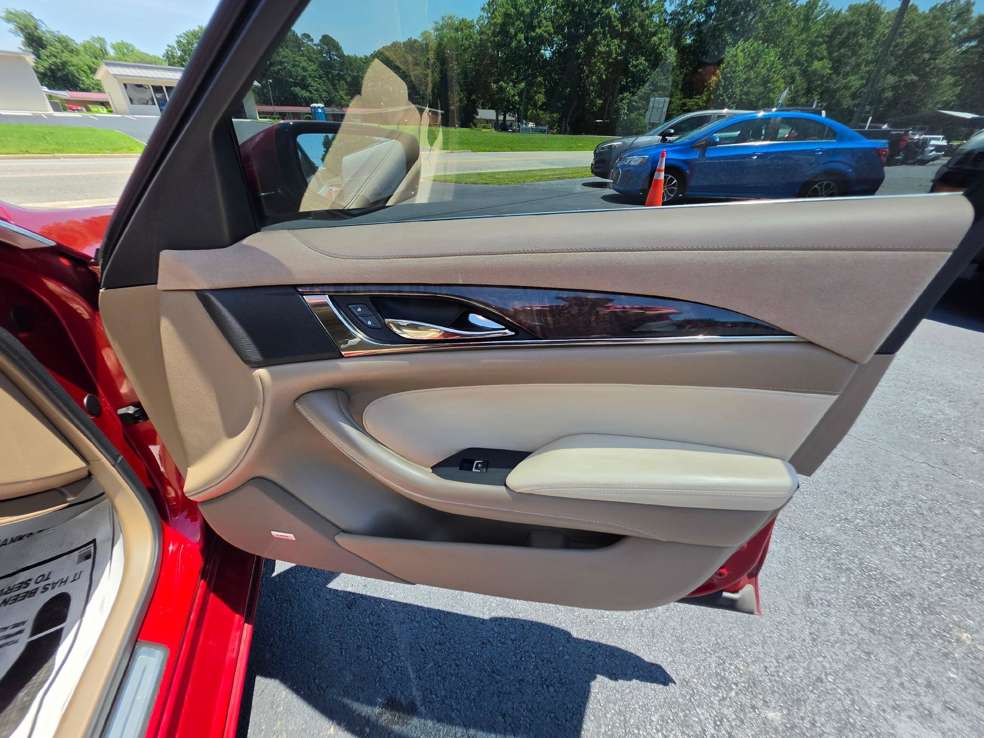 Used 2014 Cadillac CTS Luxury RWD image 12