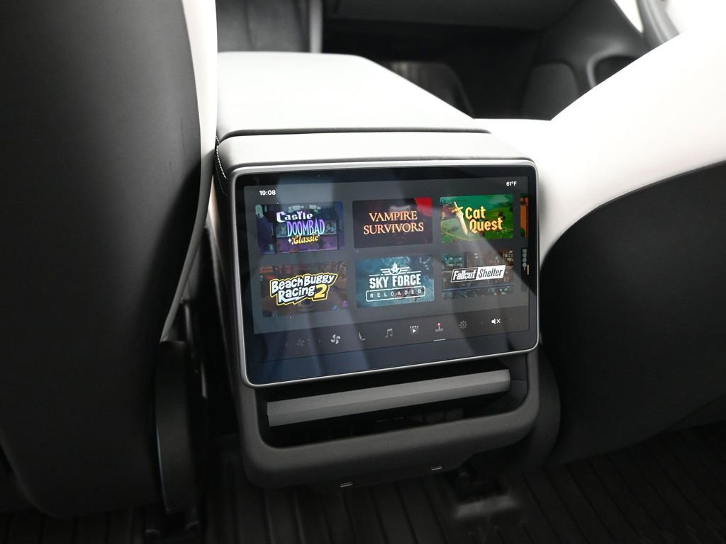 Used 2025 Tesla Model 3 Long Range image 29