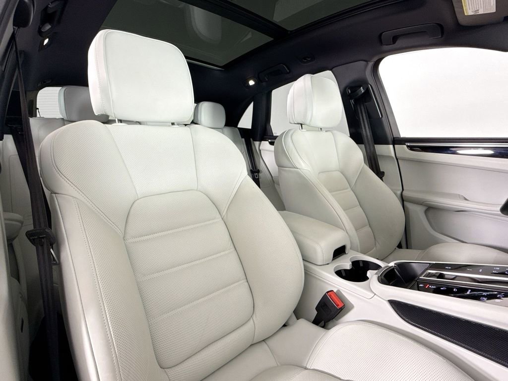Used 2024 Porsche Macan S image 14