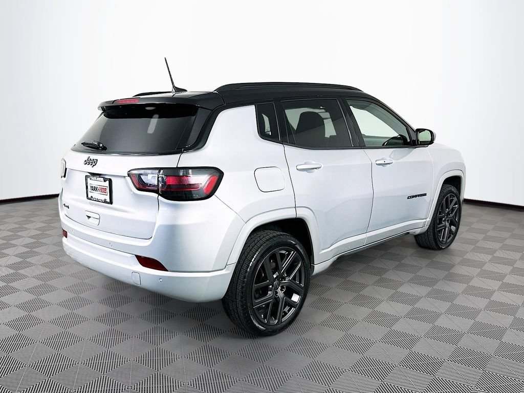 Used 2024 Jeep Compass Limited w/ High Altitude Package AWD/4WD image 12