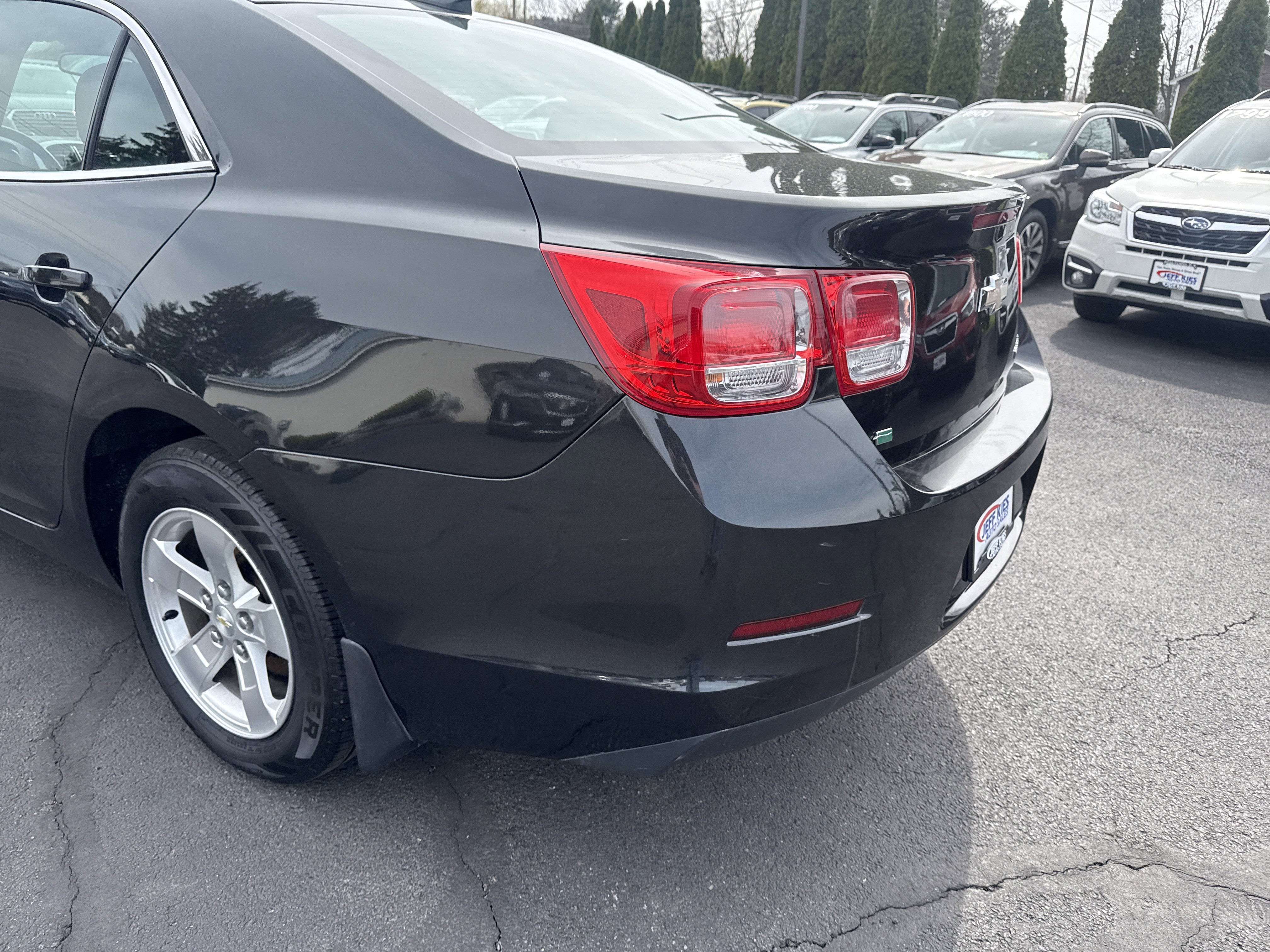 Used 2015 Chevrolet Malibu LT image 7
