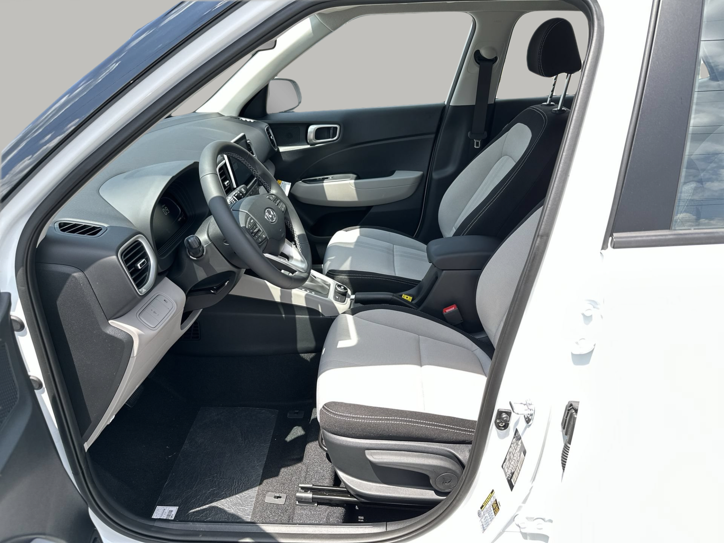 New 2026 Hyundai Venue SEL FWD image 13