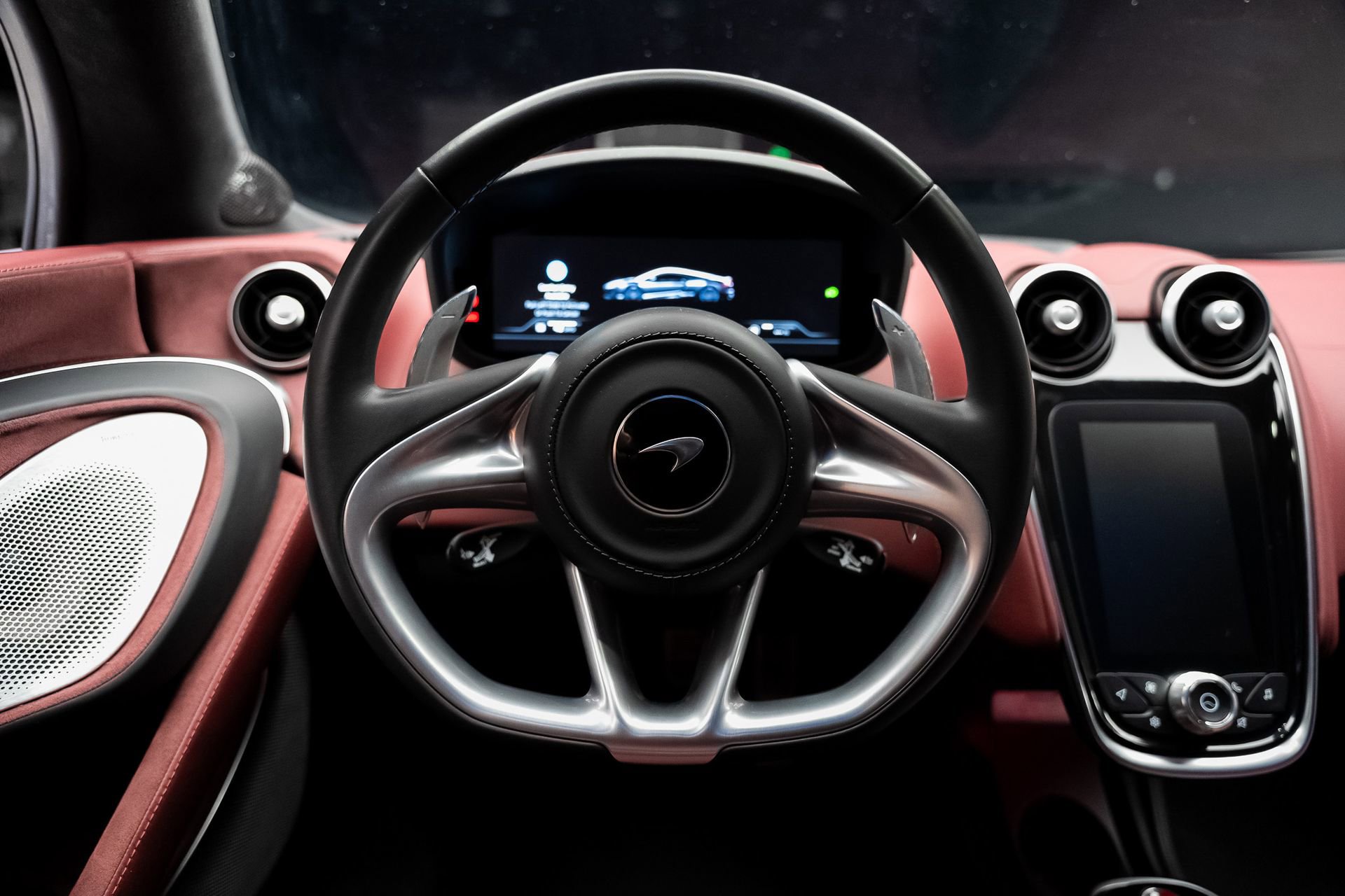 Used 2023 McLaren GT RWD image 41