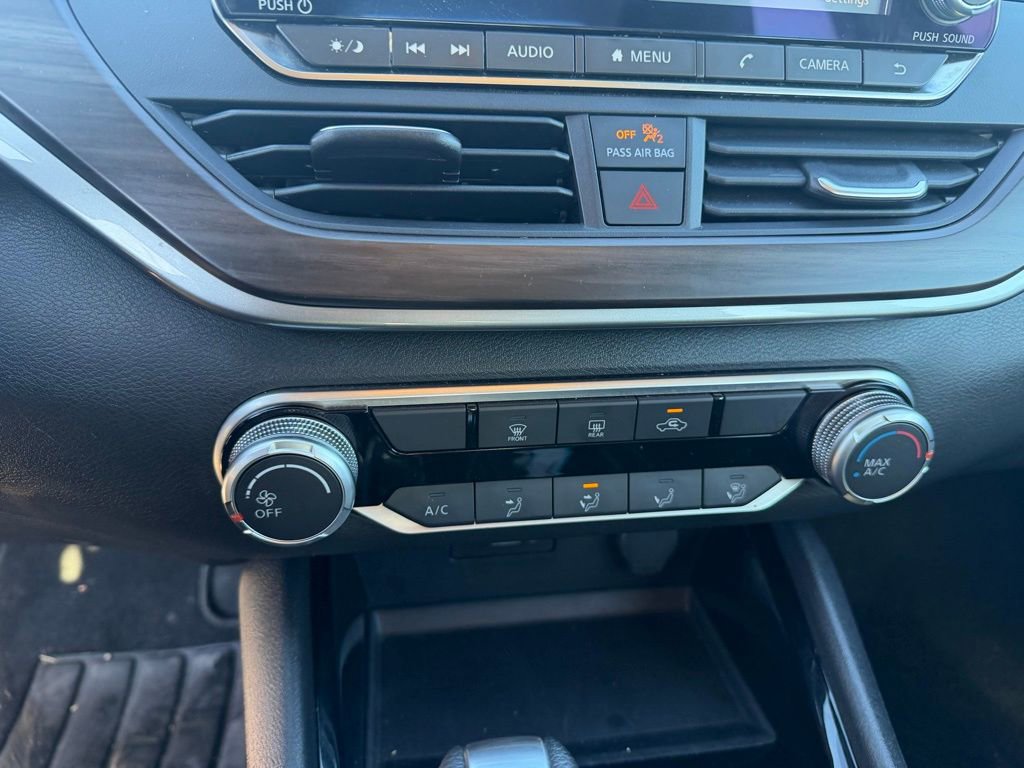 Used 2024 Nissan Altima 2.5 SV image 18