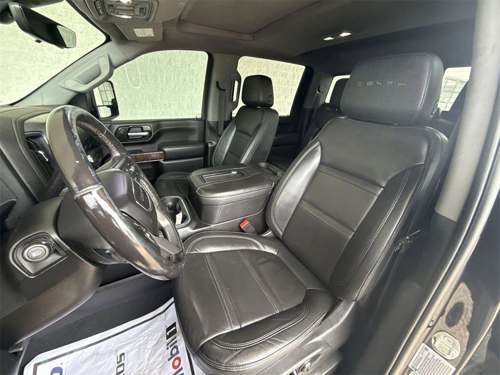 Certified 2022 GMC Sierra 2500 Denali w/ Denali Ultimate Package image 19