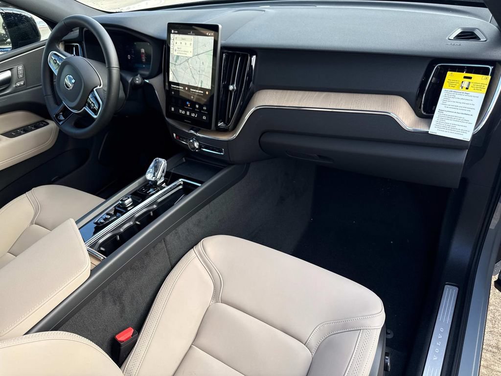 New 2026 Volvo XC60 B5 Core AWD/4WD image 17