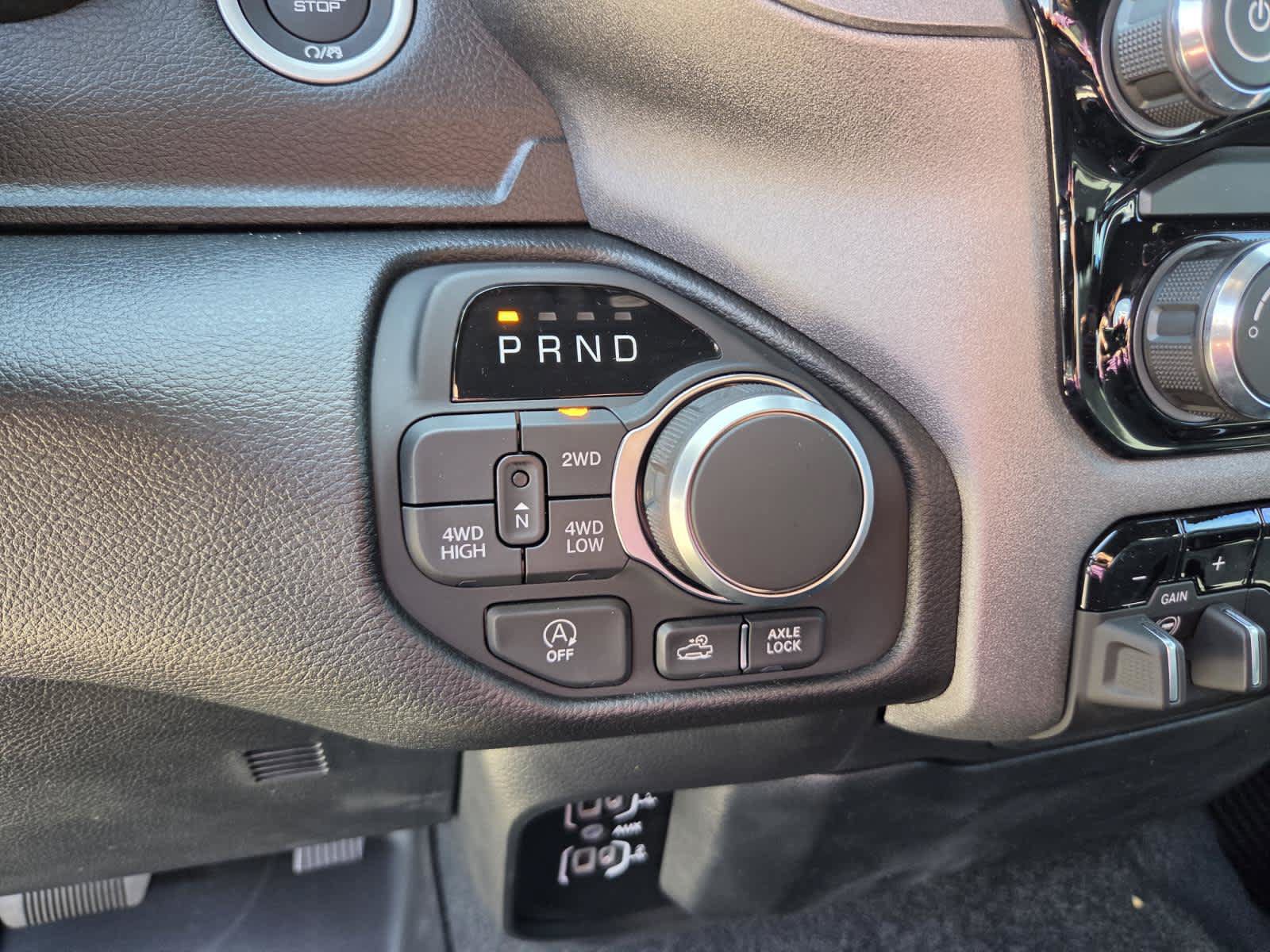 New 2026 RAM 1500 Warlock AWD/4WD image 19