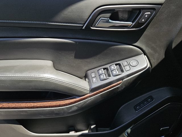 Used 2019 GMC Yukon SLT AWD/4WD image 17