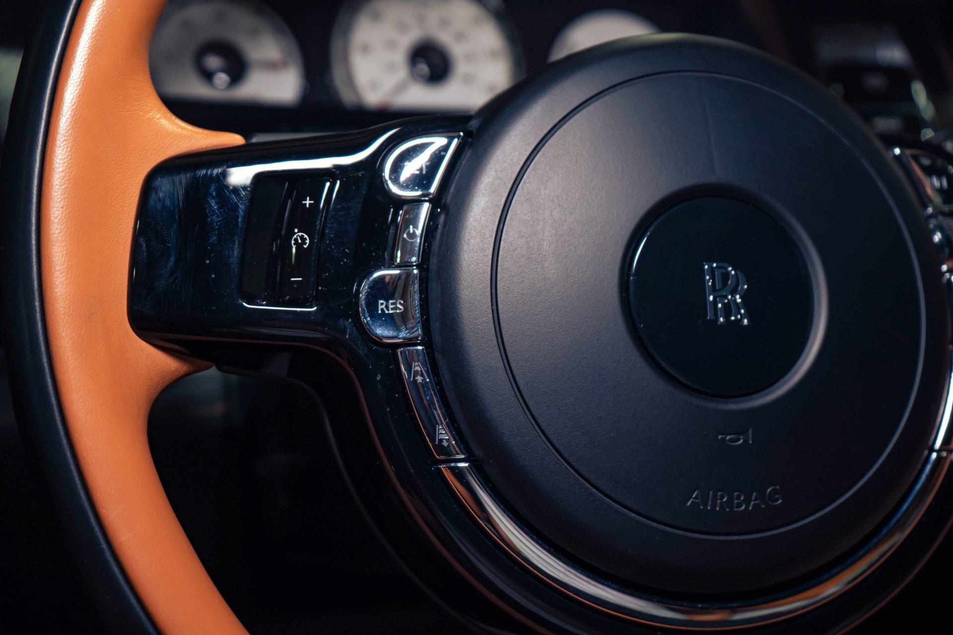 Used 2018 Rolls-Royce Wraith RWD image 24